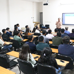 Programme Mathematics -Three and four field mixed formulations in poroelasticity