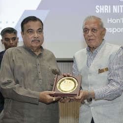 Hon’ble SAU President Prof. K. K. Aggarwal with Shri Nitin Gadkari and Shri Jyotiraditya M. Scindia at the International Leadership Summit 2026 held at South Asian University, New Delhi.