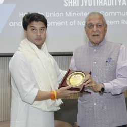 Hon’ble SAU President Prof. K. K. Aggarwal with Shri Nitin Gadkari and Shri Jyotiraditya M. Scindia at the International Leadership Summit 2026 held at South Asian University, New Delhi.