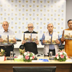 साउथ एशियन यूनिवर्सिटी के दक्षिण एशियाई भाषा एवं संस्कृति केंद्र द्वारा तीन अध्ययन सामग्री—प्रारंभिक संस्कृत भाषा परिचय, दक्षिण एशियाई भाषाओं..